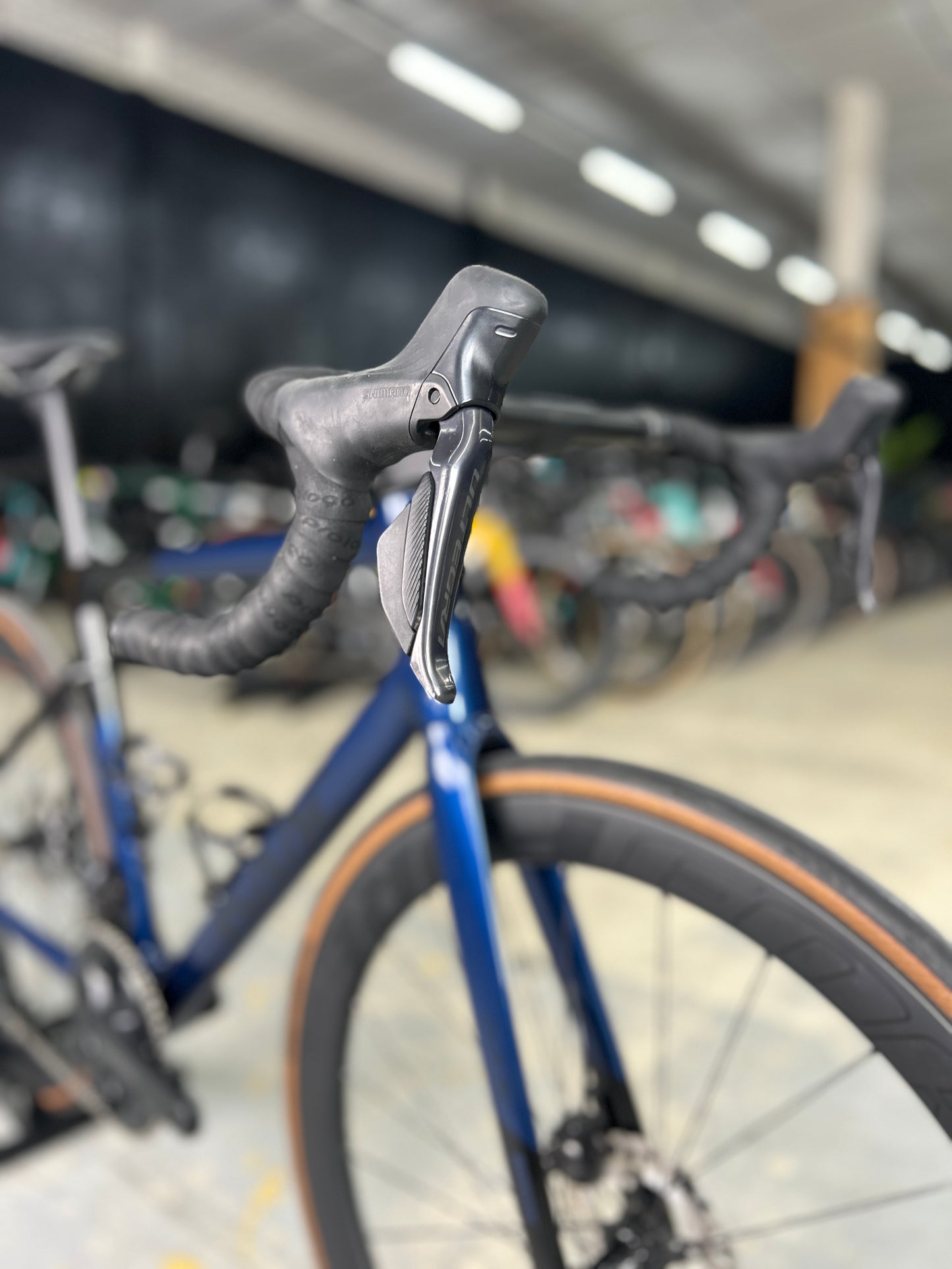 Isaac Boson Di2 Carbon Road Bike