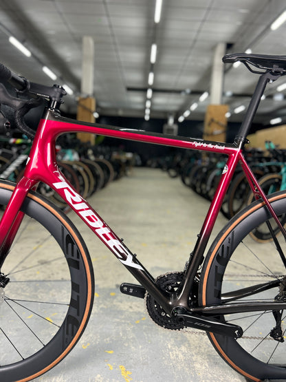 Showroom model Ridley Helium SLX Di2 Carbon Race Bike