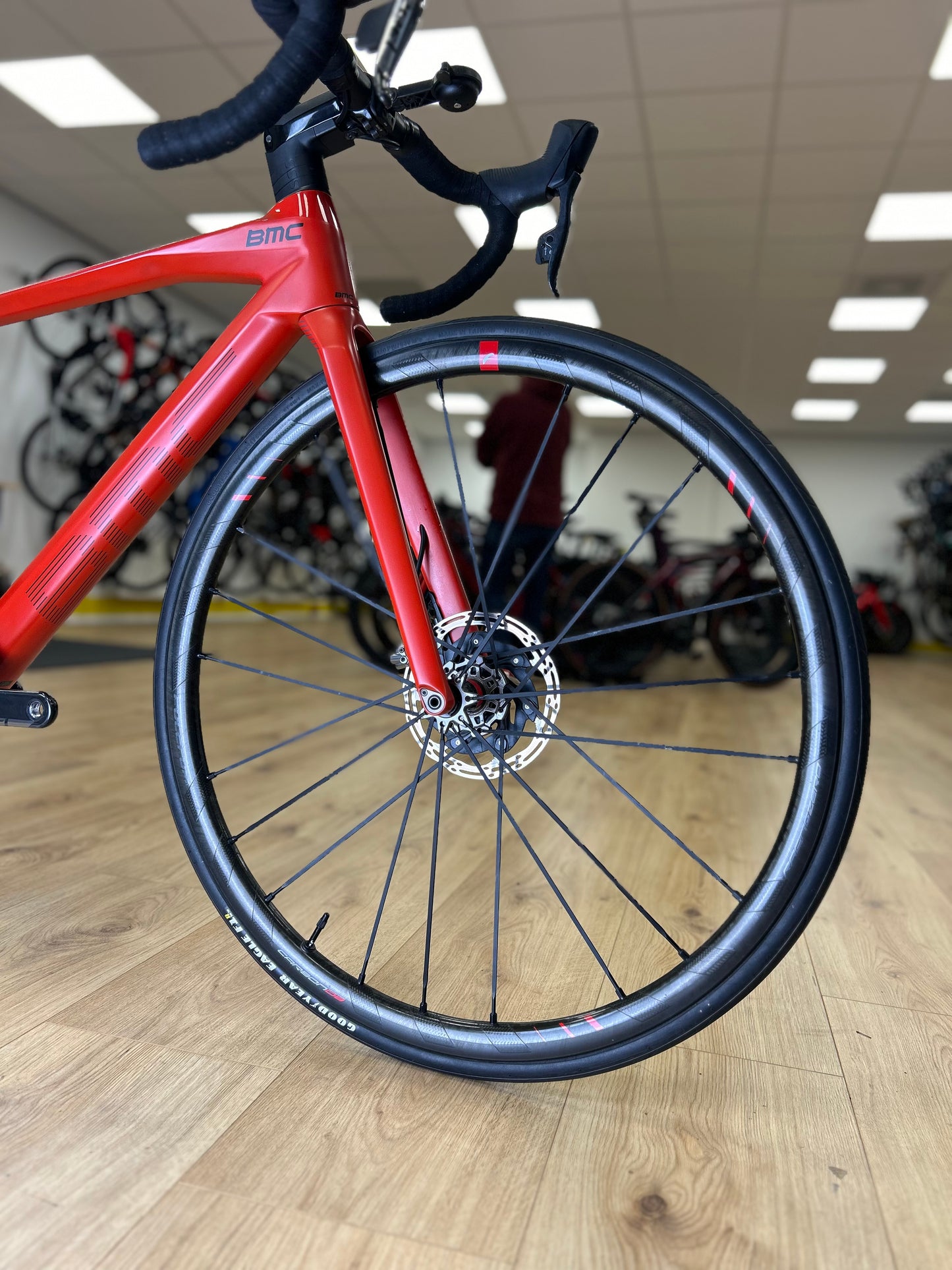 BMC Road Machine 01 Red AXS Carbon Disc Racefiets