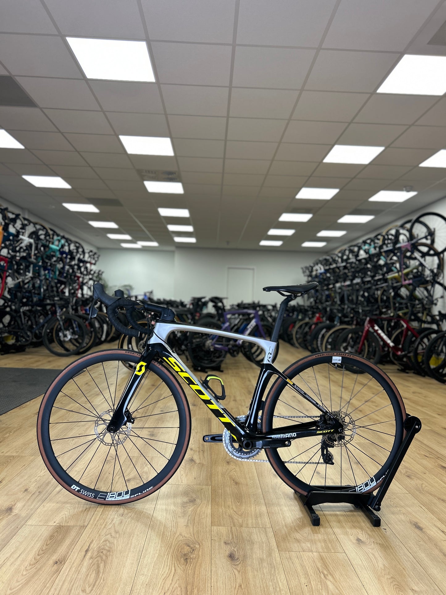 Scott Foil RC AXS Carbon Road Bike