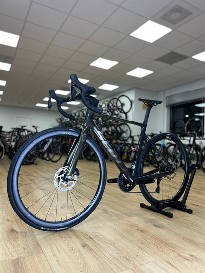 Scott Addict RC Di2 Carbon Road Bike