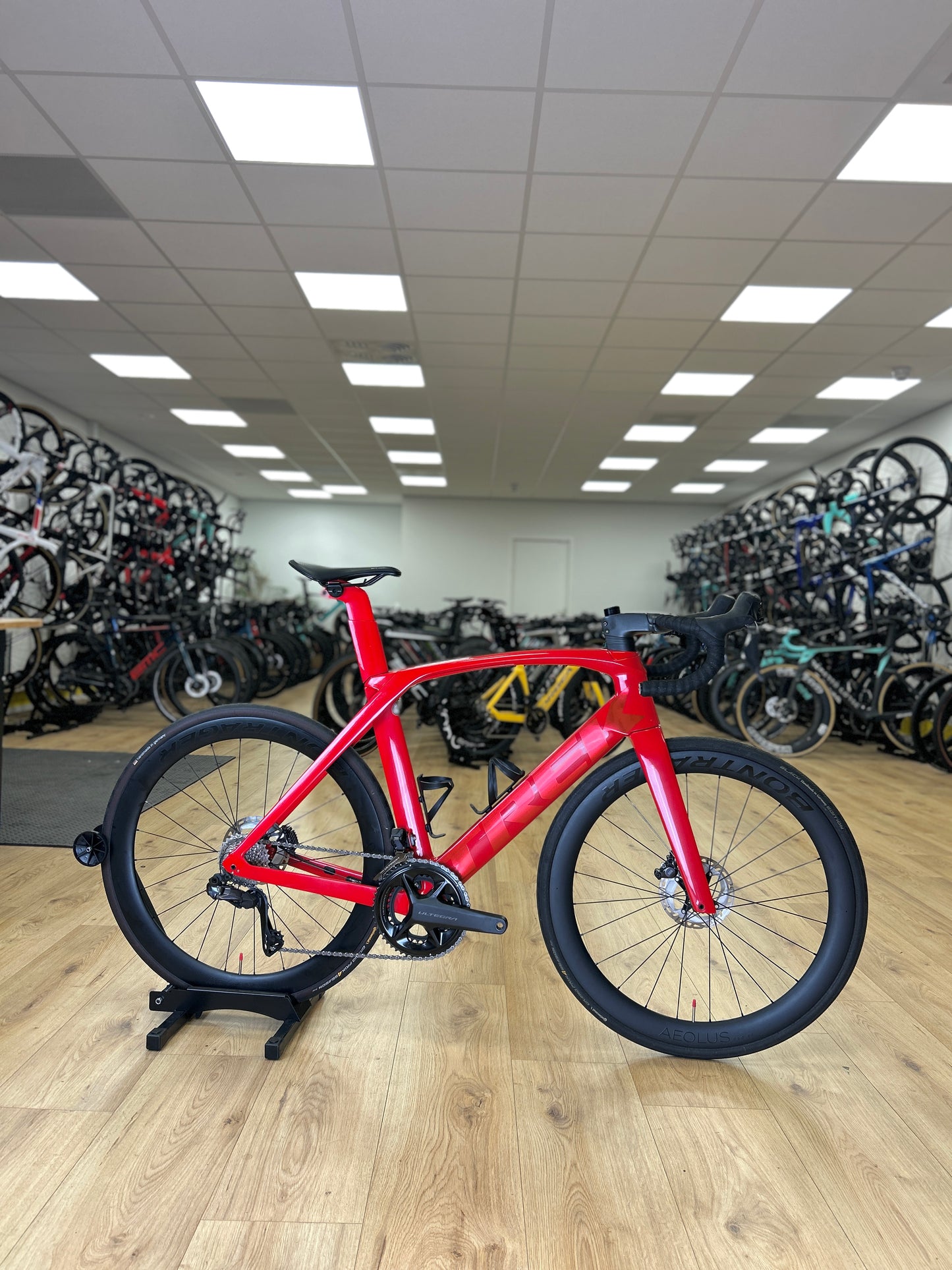 Trek Madone SL7 Di2 Carbon Road Bike
