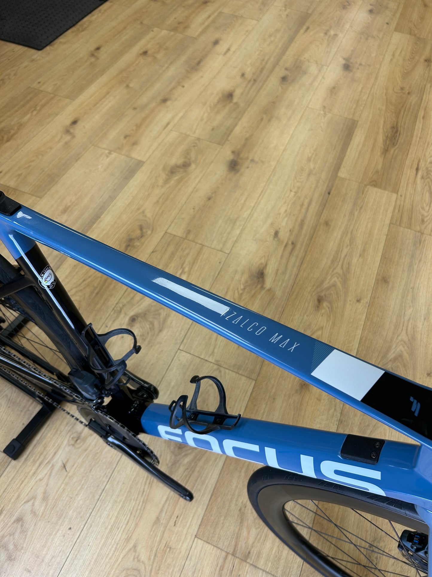 Focus Izalco Max 9.8 AXS Carbon Racefiets