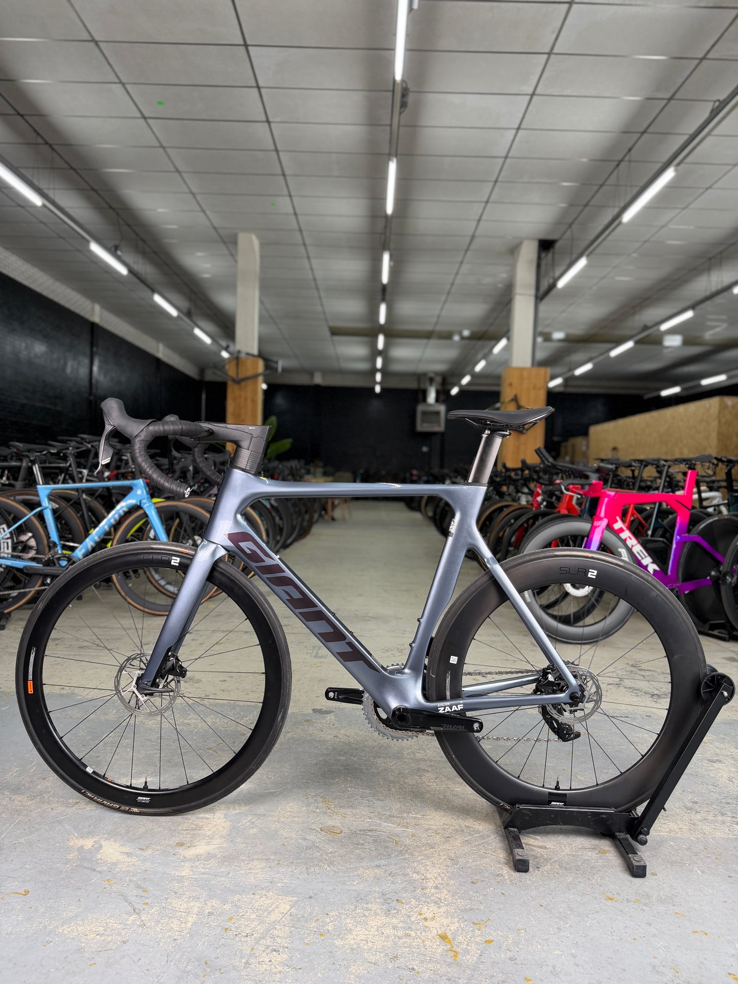SHOWROOM Giant Propel Advanced 1 AXS Carbon Racefiets