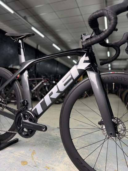 2500km Trek Madone SL7 Di2 Carbon Racefiets