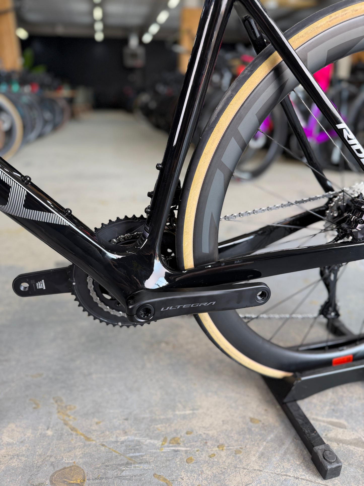 NIEUW Ridley Falcn Di2 Carbon Racefiets