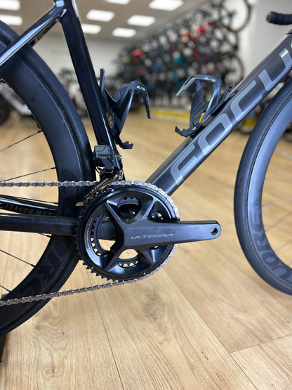 Focus Izalco Max 9.8 Di2 Carbon Racefiets