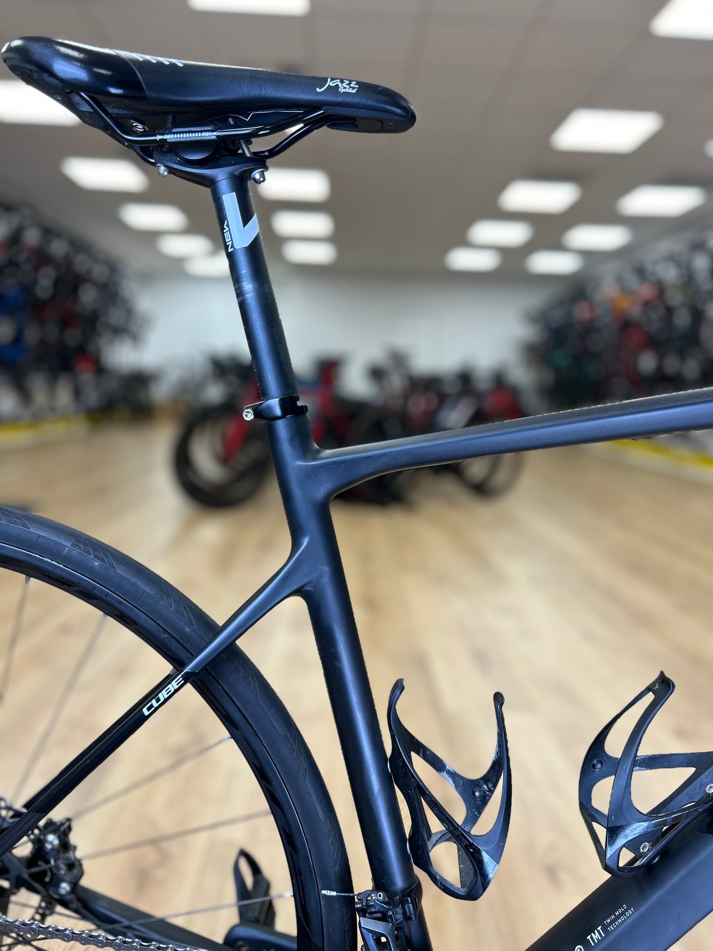 Cube Attain Carbon Ultegra Racefiets