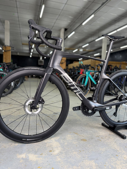 NIEUW BMC TeamMachine R01 Di2 Carbon Racefiets