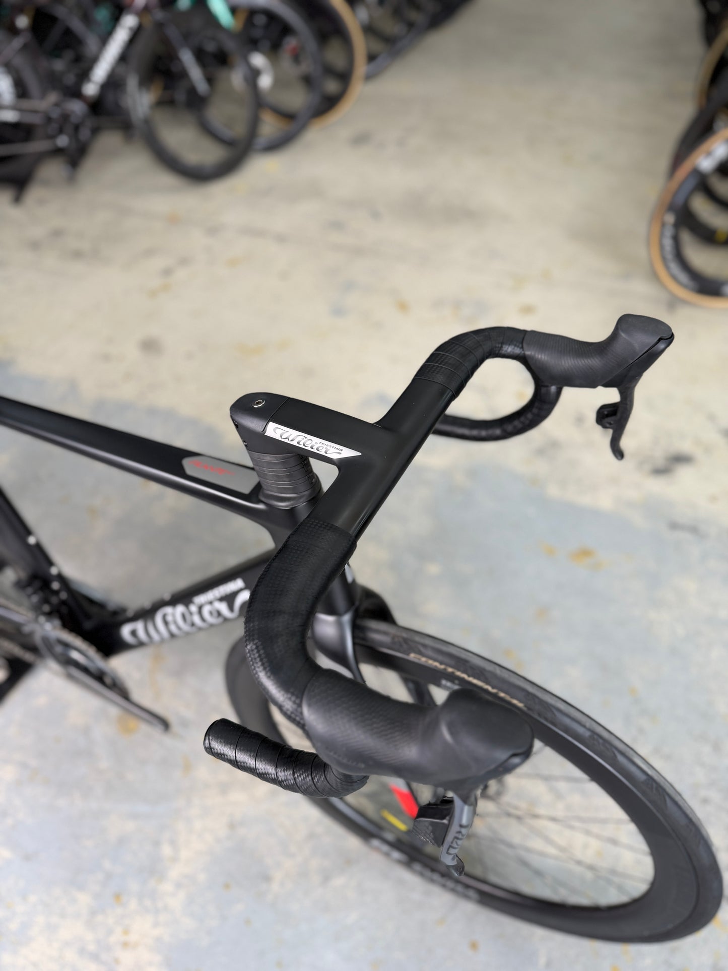 Wilier Filante SLR eTap Carbon Racefiets