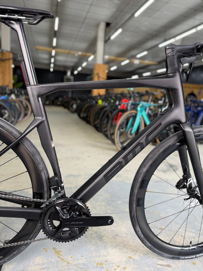 NIEUW BMC Roadmachine Di2 Carbon Racefiets