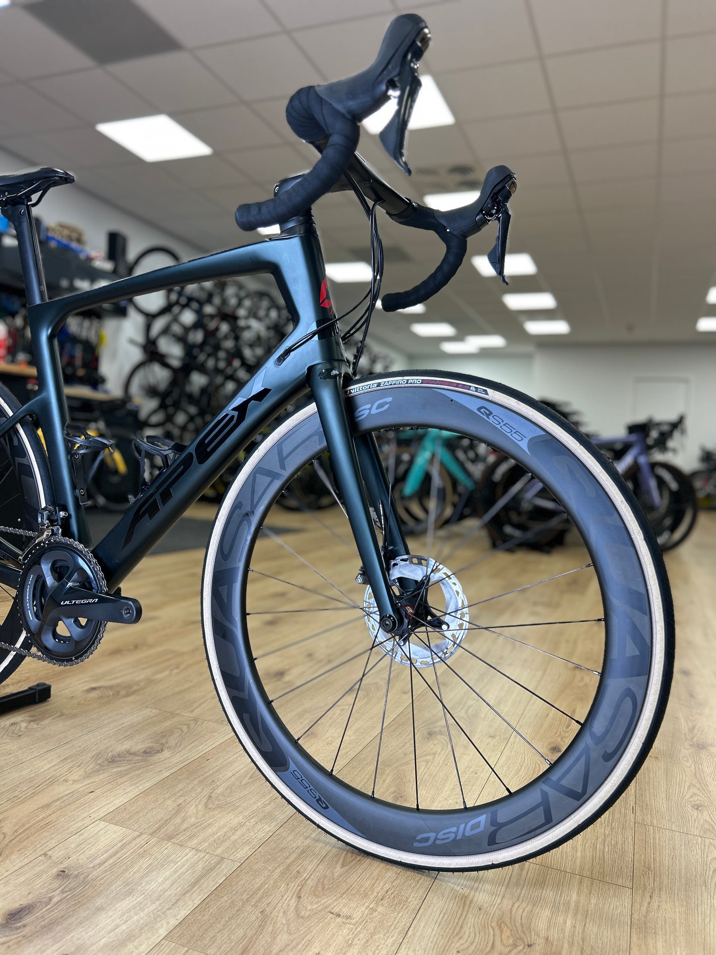 Apex Flare 3.0 Disc Carbon Racefiets