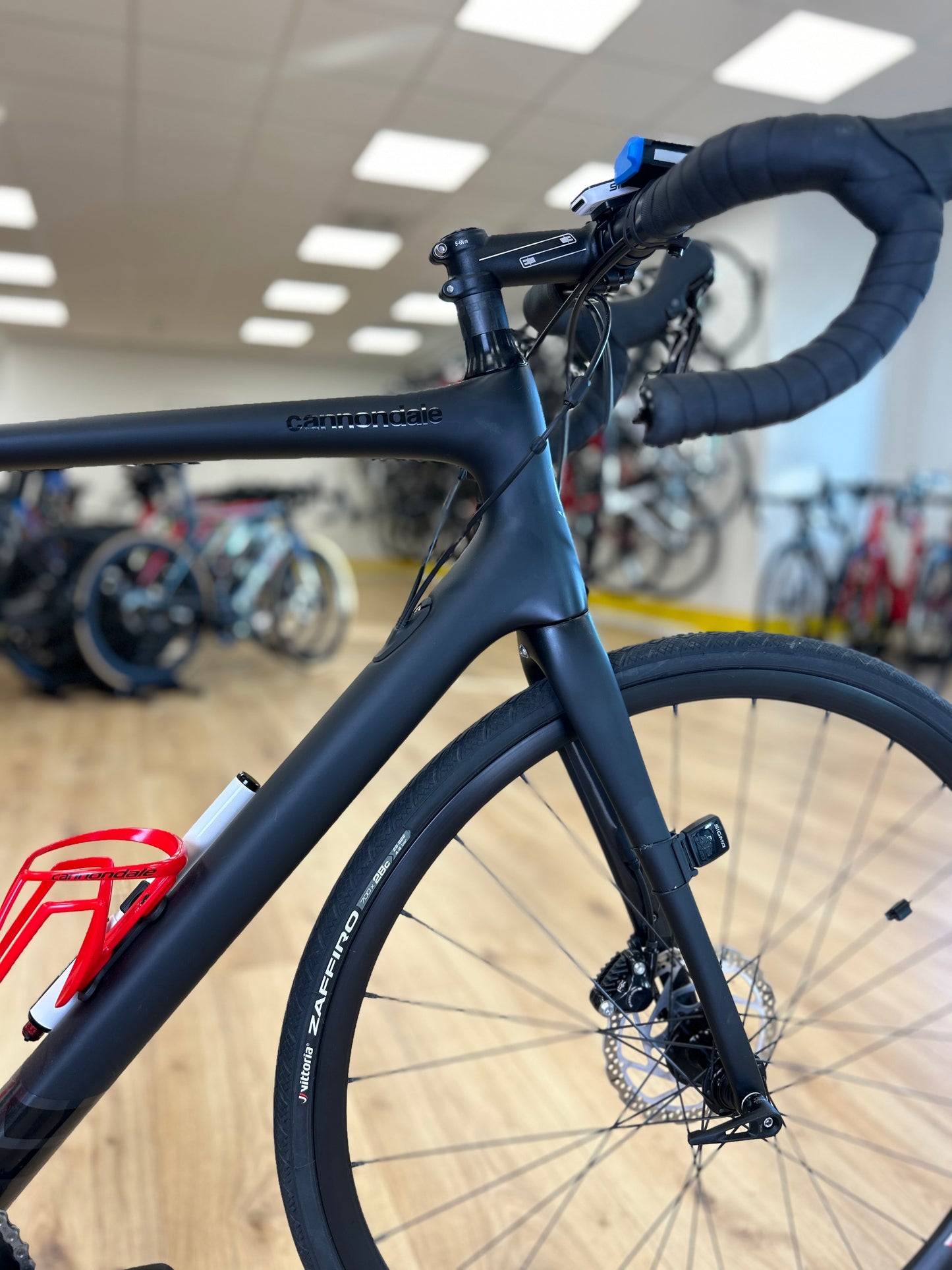 Als Nieuw Cannondale Synapse Ultegra Disc Racefiets