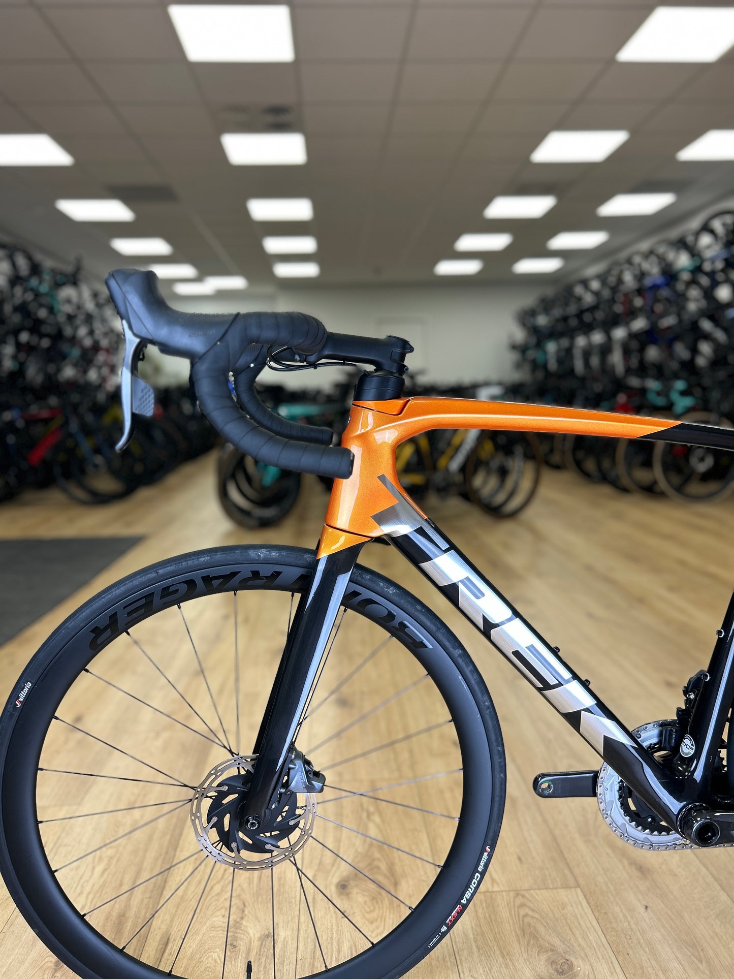 Trek Emonda SL7 AXS Carbon Road Bike