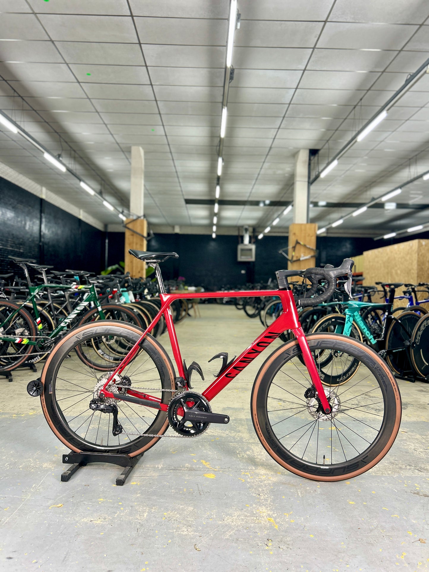 Canyon Ultimate CF SL 8 Disc Di2 Carbon Racefiets
