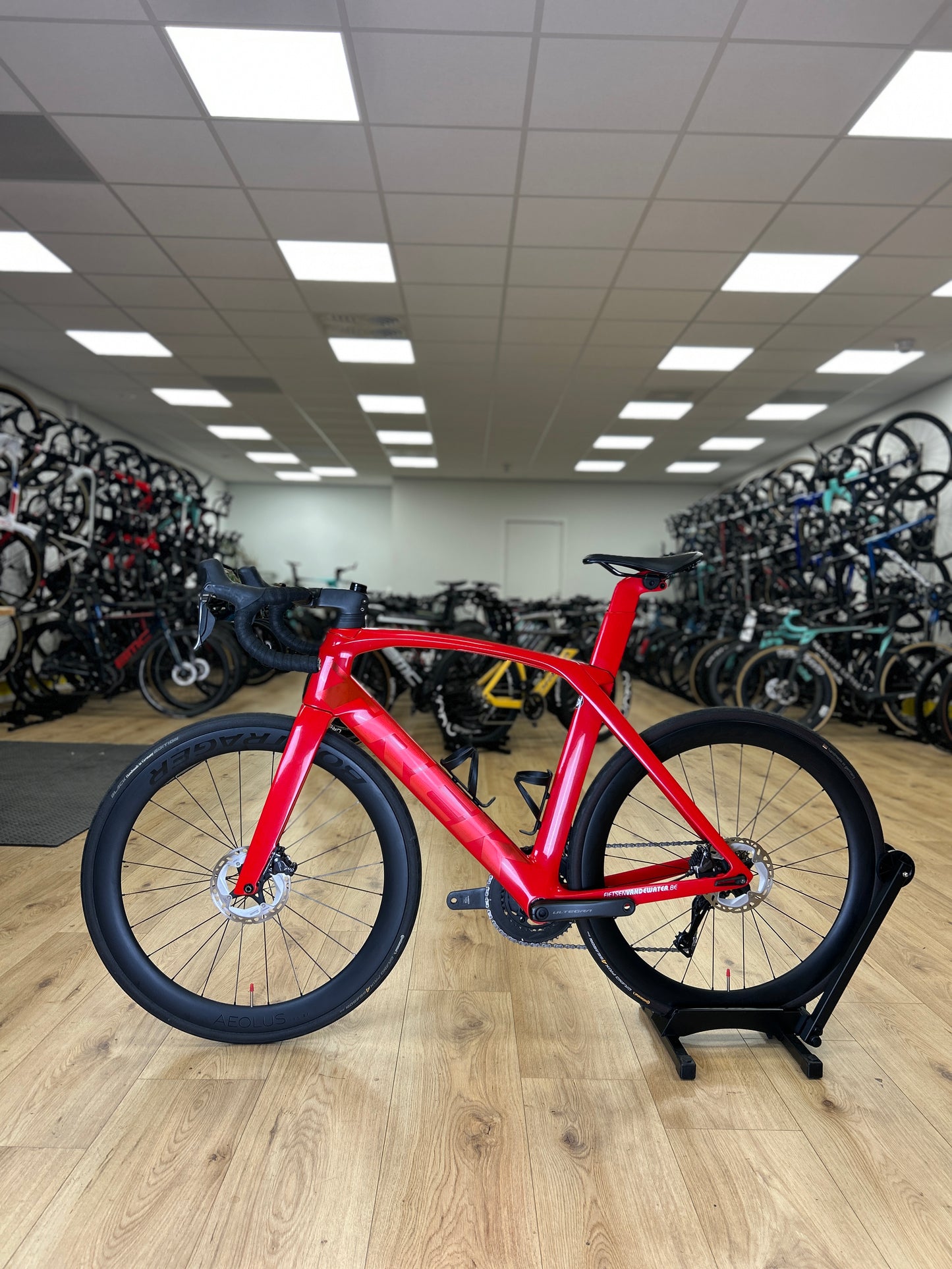 Trek Madone SL7 Di2 Carbon Road Bike