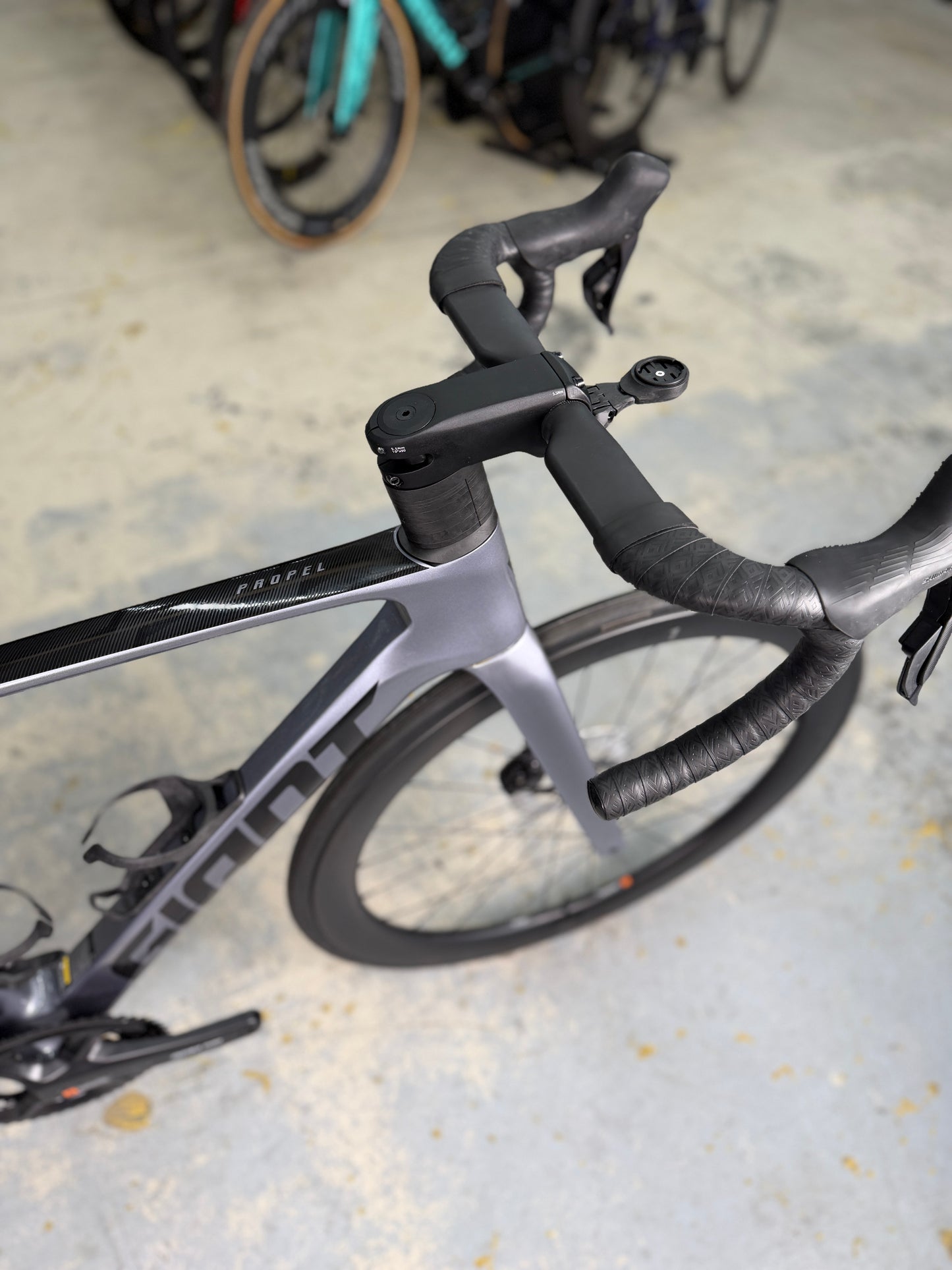 SHOWROOM Giant Propel Advanced Pro 0 Di2 Carbon Racefiets
