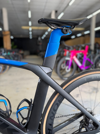 Trek Madone SL7 Di2 Carbon Racefiets