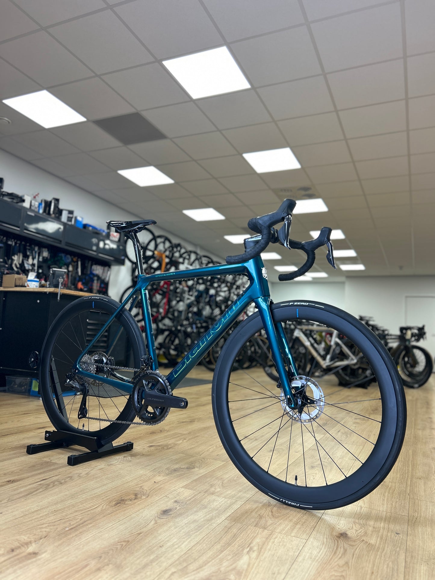 Bianchi Specialissima CV Di2 Carbon Road Bike