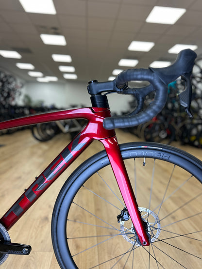 Trek Émonda SL6 AXS Carbon Road Bike