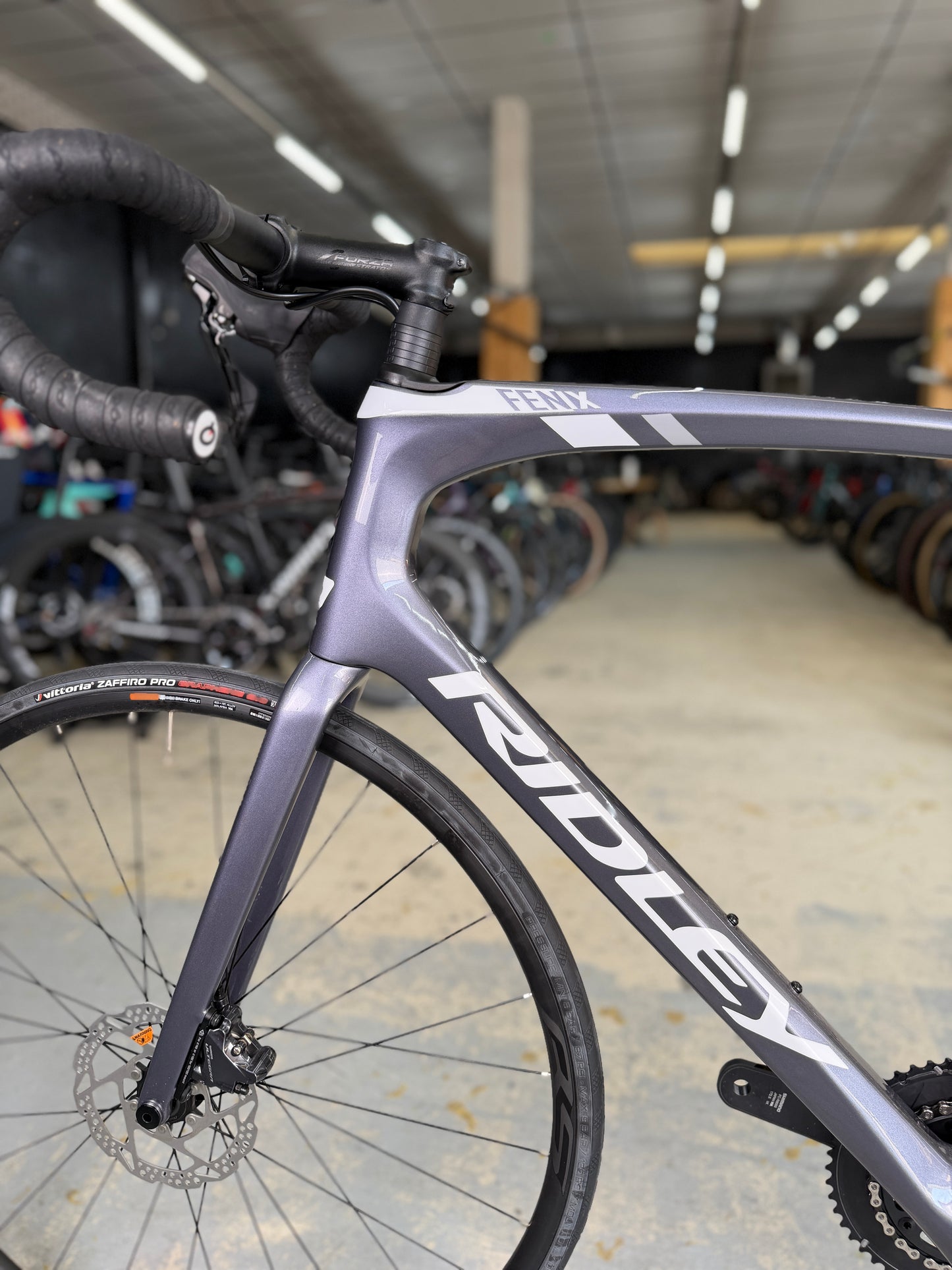 NIEUW Ridley Fenix Carbon Racefiets