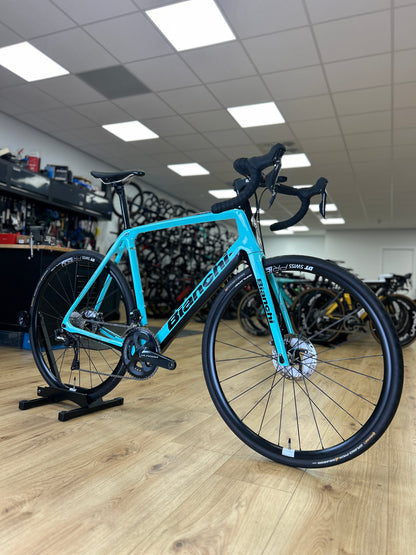 Bianchi Infinito CV Di2 Carbon Racefiets