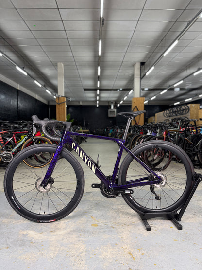 1000km Canyon Ultimate CF SLX Di2 Carbon Racefiets