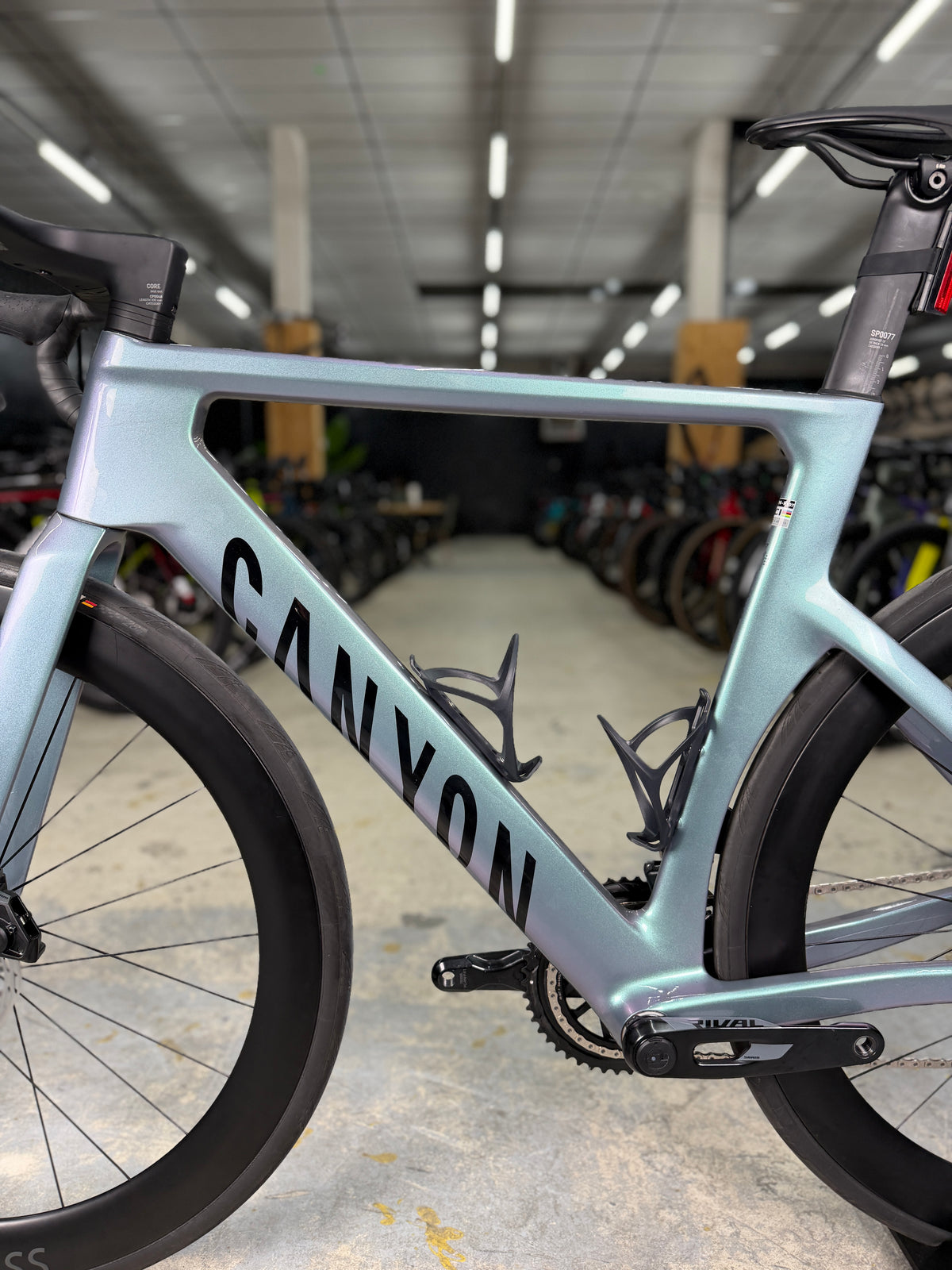 1000km Canyon Aeroad CF SLX AXS Carbon Racefiets