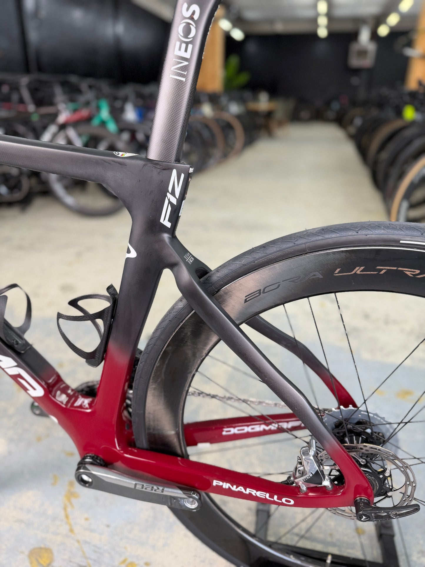Pinarello Dogma F12 INEOS Team eTap Carbon Racefiets