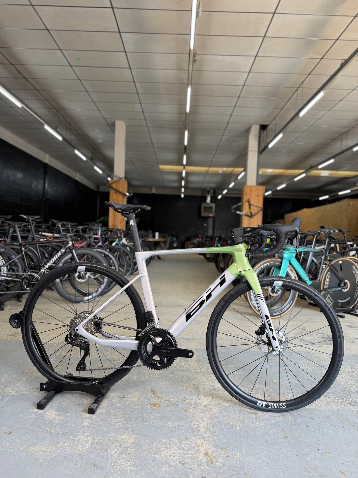NIEUW BH RS1 Di2 Carbon Racefiets
