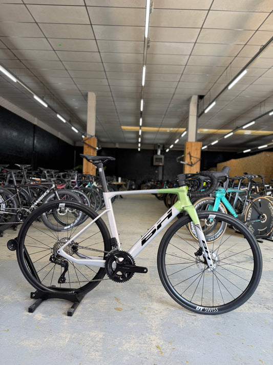 NIEUW BH RS1 Di2 Carbon Racefiets