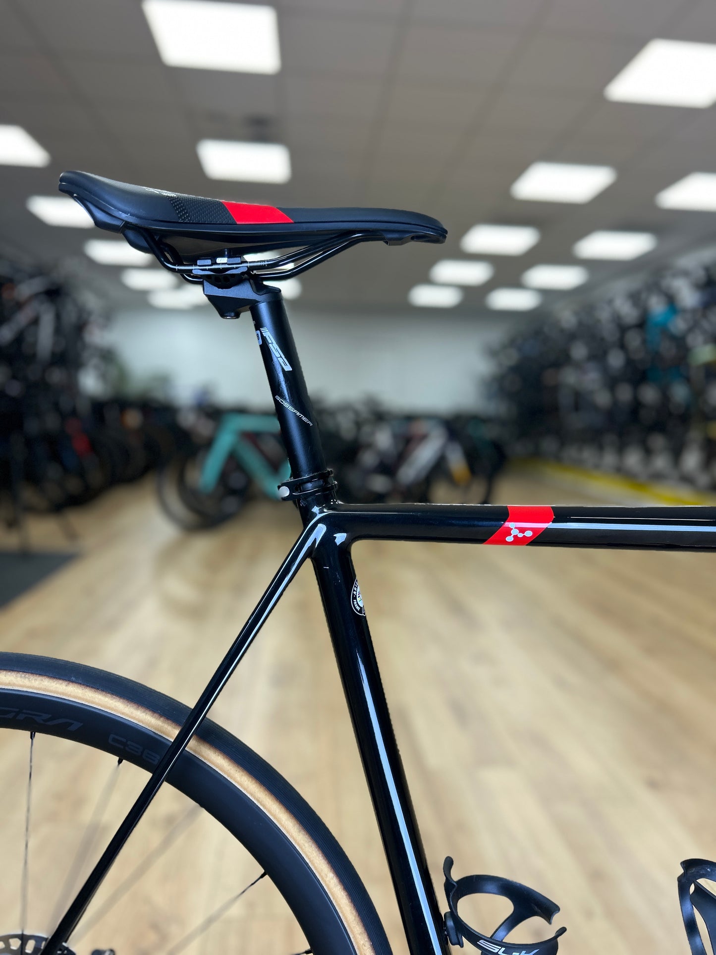 100km Argon 18 Gallium CS Di2 Carbon Racefiets