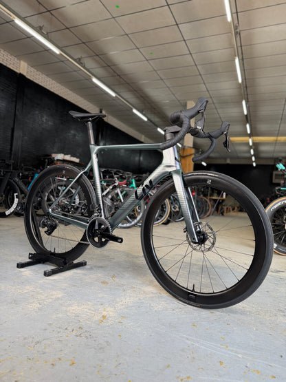 Liv EnviLiv Advanced 1 AXS Carbon Racefiets