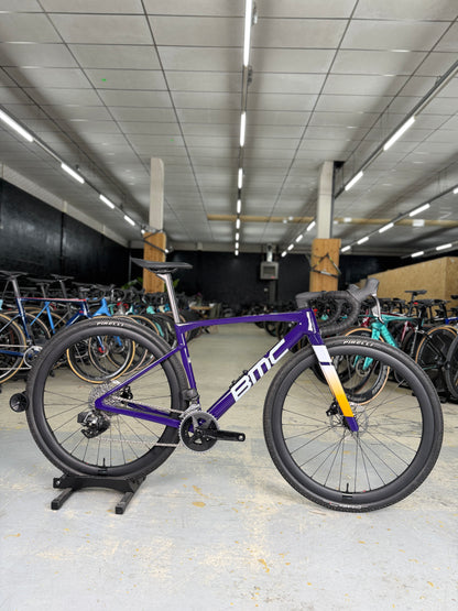 1000km BMC Kaius 01 THREE AXS Gravel Fiets