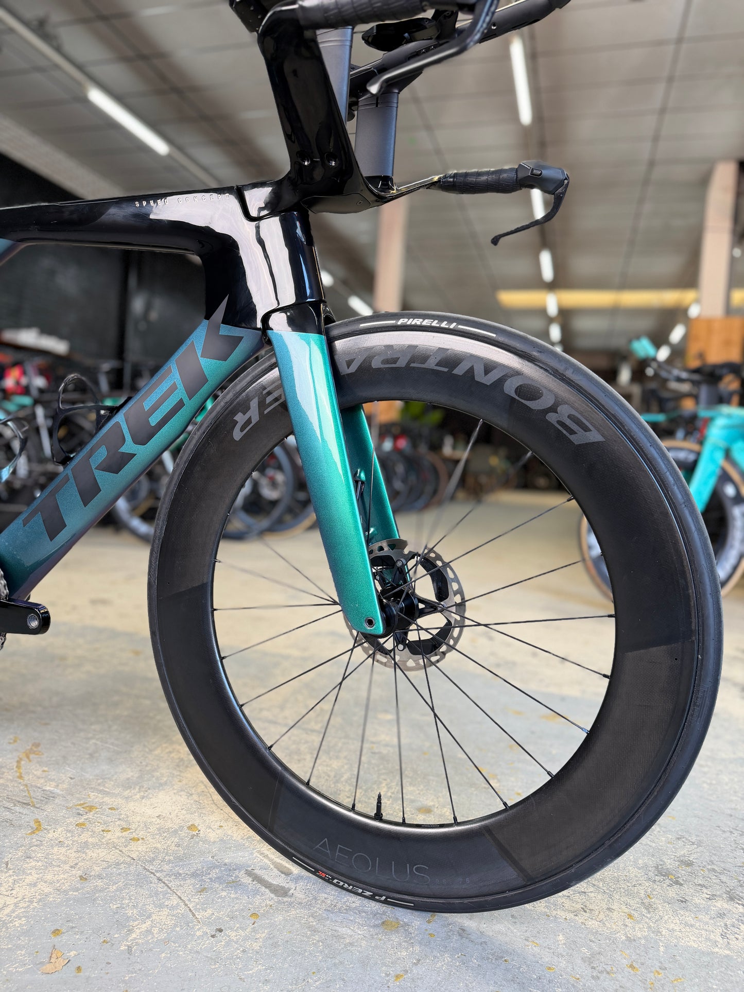 500km Trek Speed Concept SLR9 Dura Ace Di2 Carbon TT