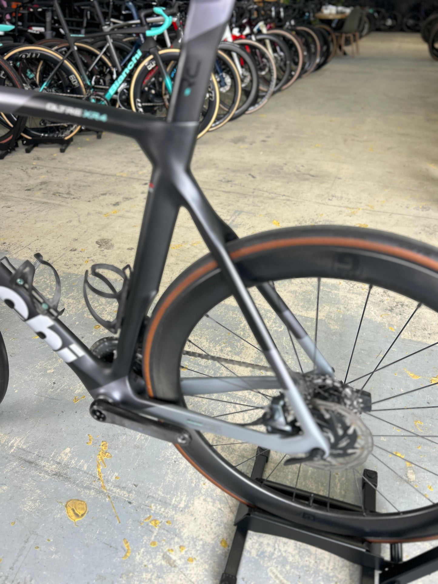 Bianchi Oltre XR4 AXS Carbon Road Bike