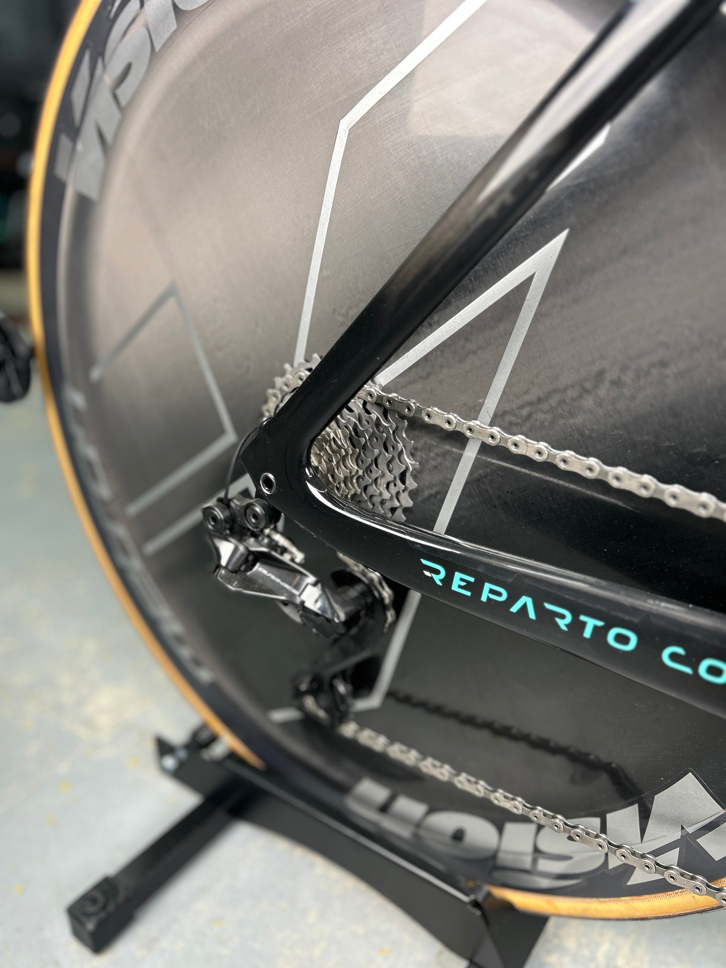 Bianchi Aquila RC Disc Di2 Carbon TT