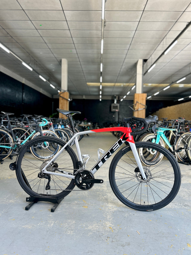 Trek Emonda SL6 Pro Di2 Carbon Road Bike