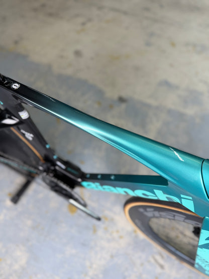 Bianchi Aquila RC Disc Di2 Carbon TT