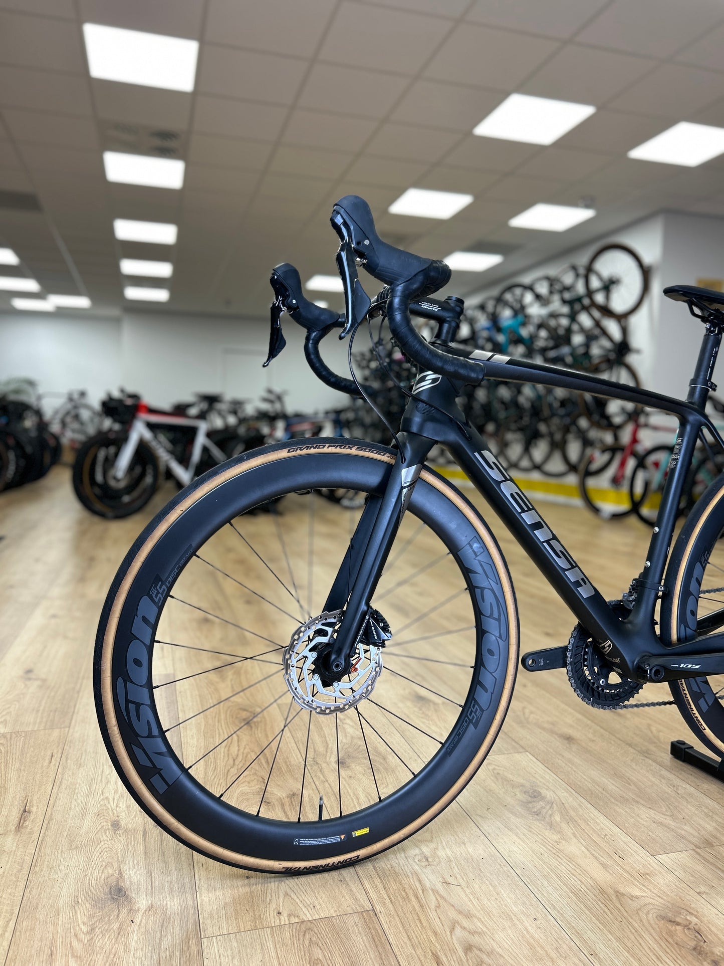 Sensa Giulia Carbon Racefiets