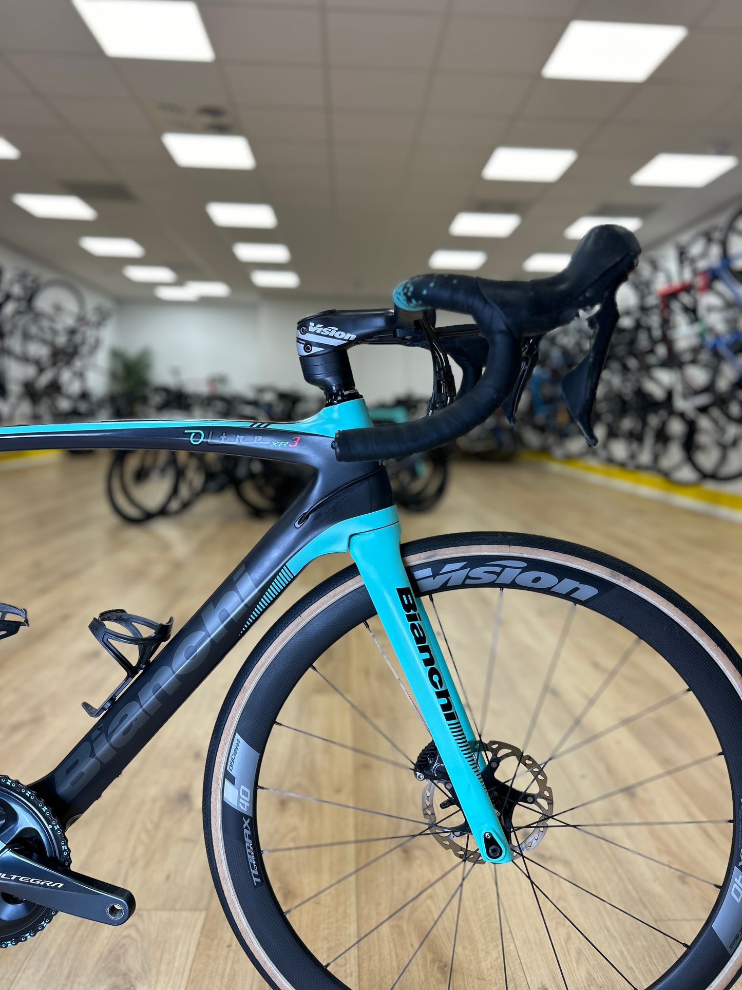 Bianchi Oltre Xr3 Disc Carbon Racefiets