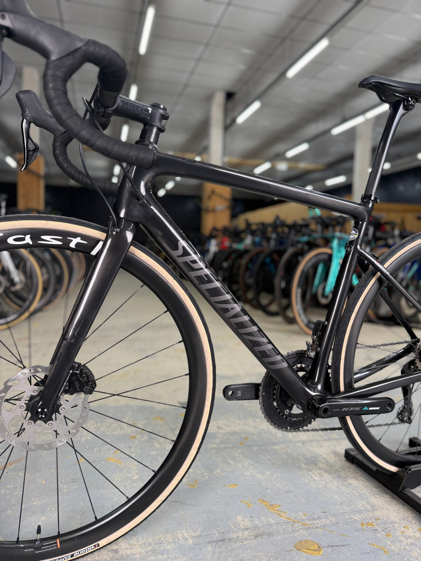 Specialized Tarmac Di2 Carbon Racing Bicycle