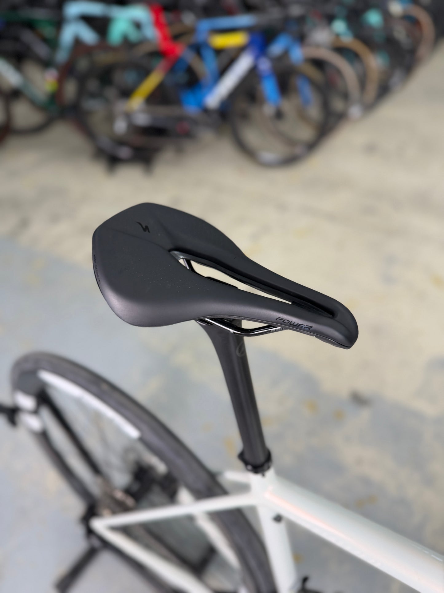 Specialized Aethos Comp Di2 Carbon Racefiets