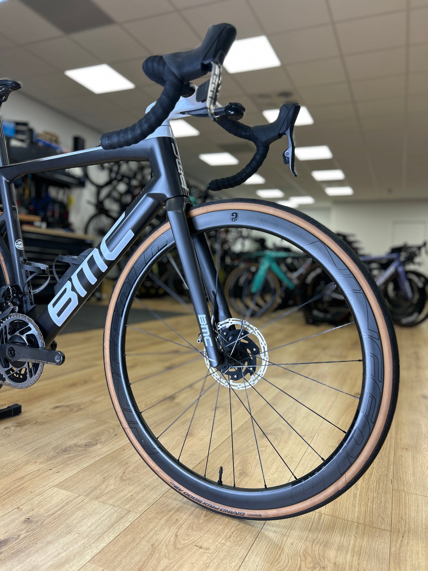BMC Teammachine SLR01 Red eTap Carbon Racefiets
