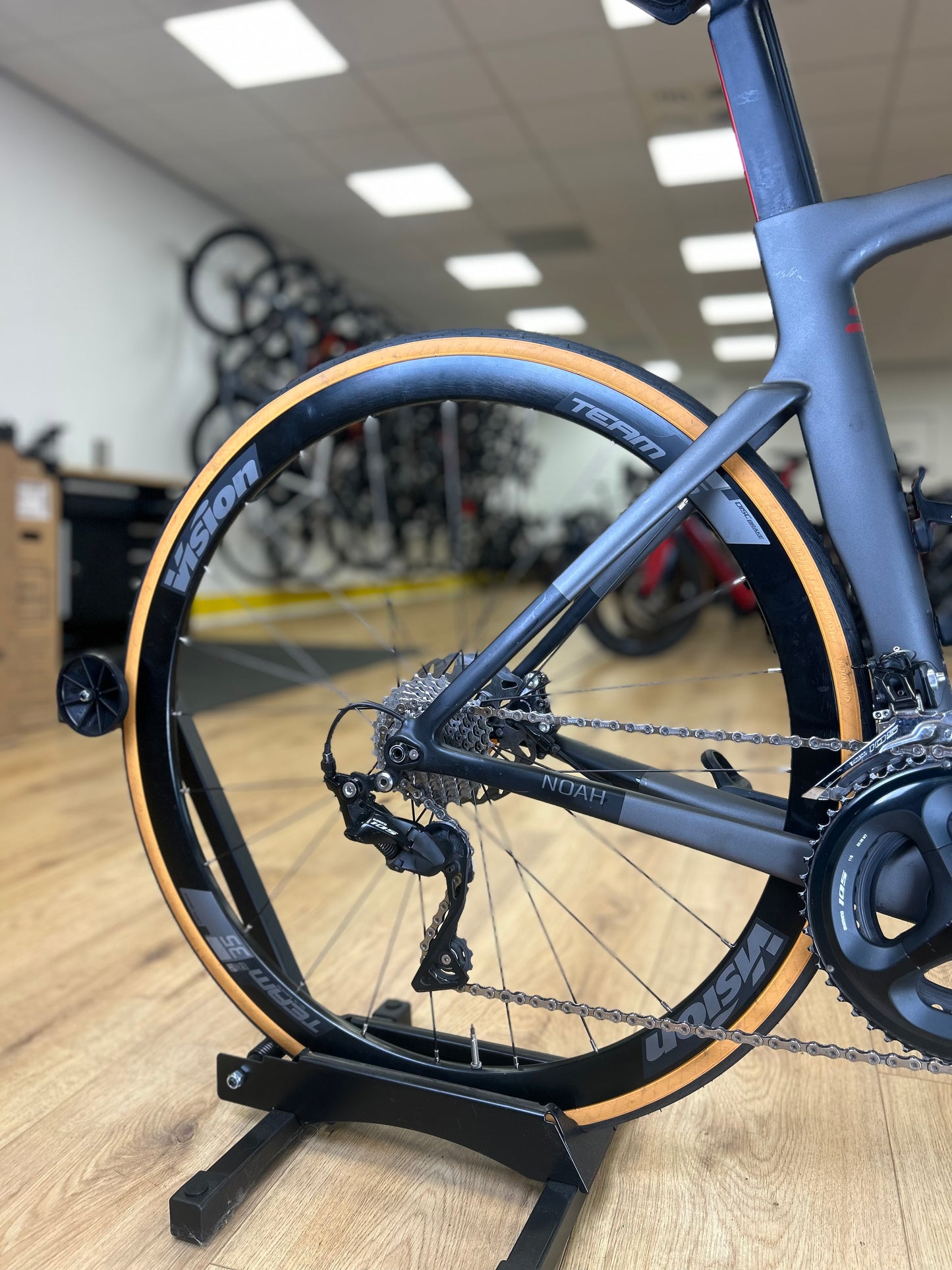 Ridley Noah Carbon 105 Disc Racefiets