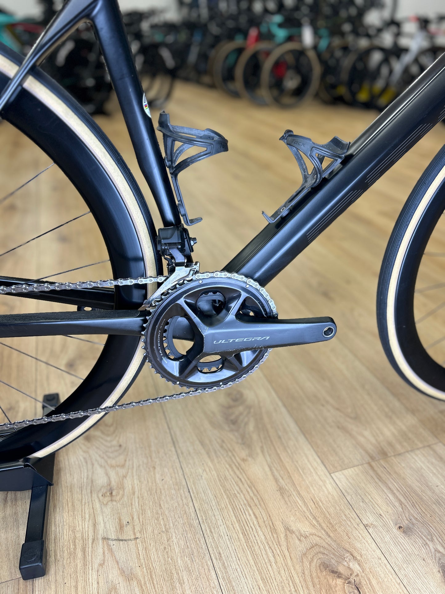 BMC Roadmachine 01 Di2 Carbon Racefiets