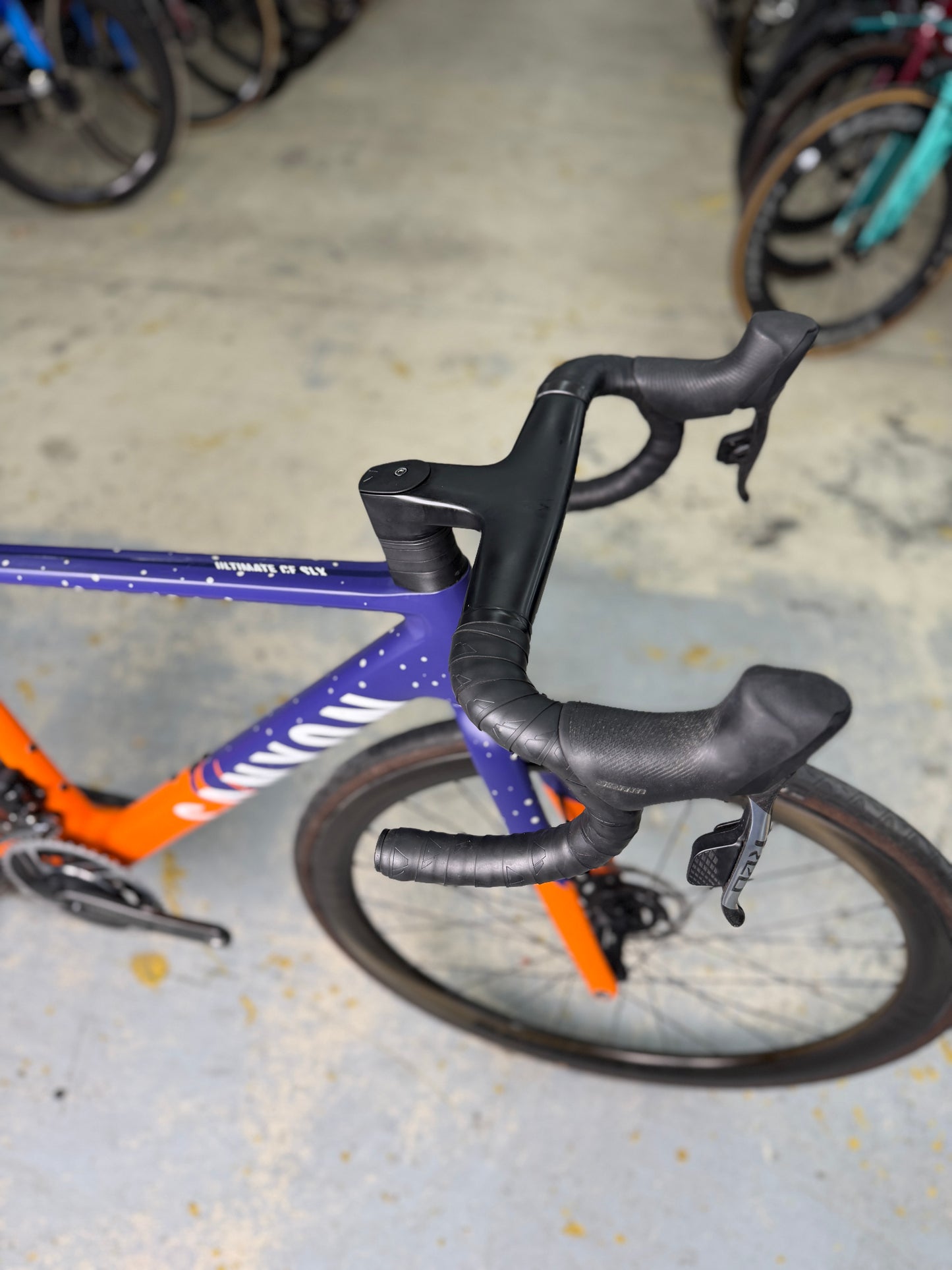 Canyon Ultimate CF SLX 9 WMN eTap Carbon Racefiets