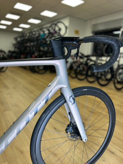 Scott Addict RC10 AXS Carbon Road Bike