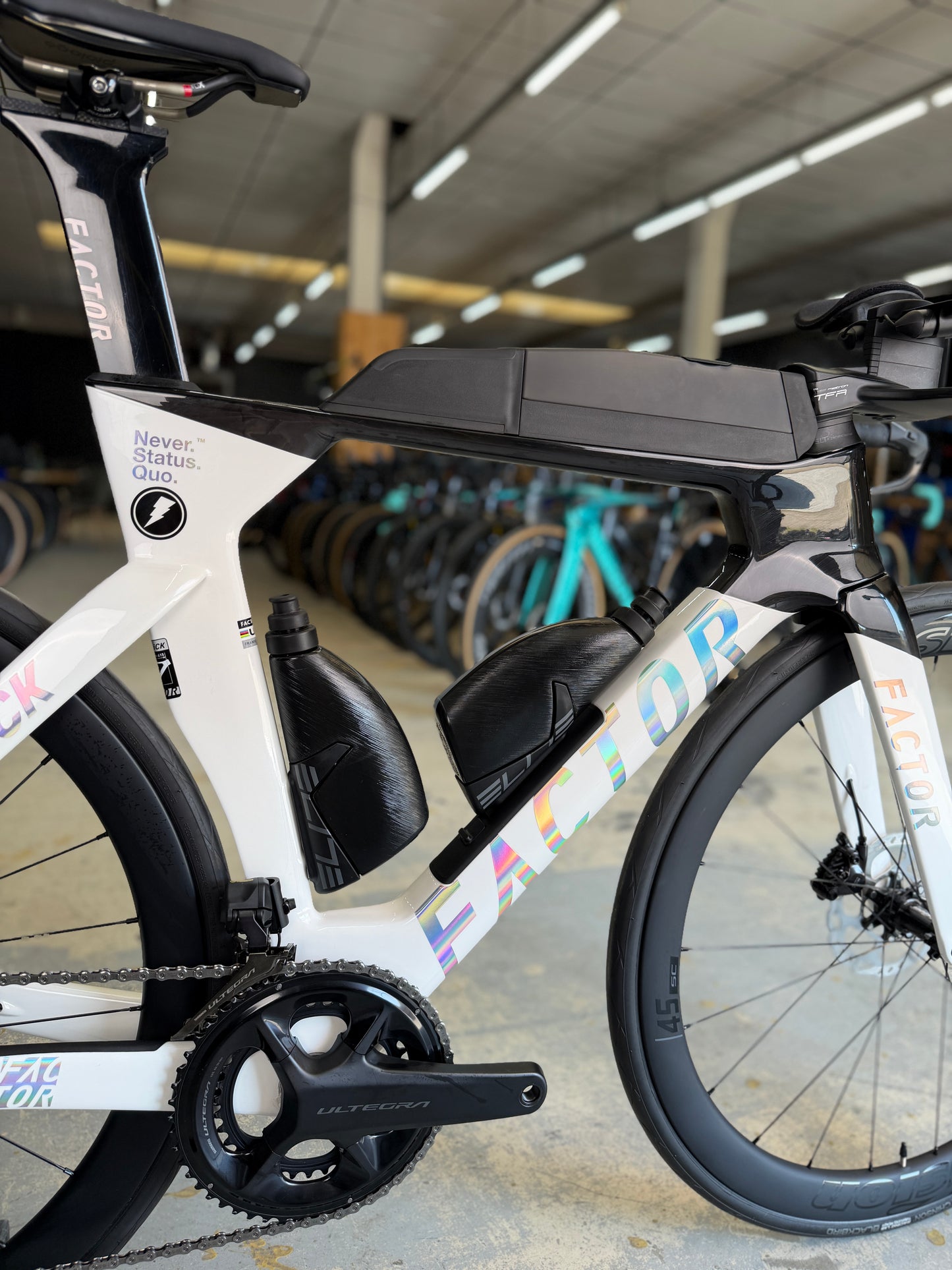 Demo Factor SLiCK Di2 Carbon TT