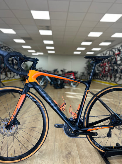 Giant Defy Carbon Racefiets